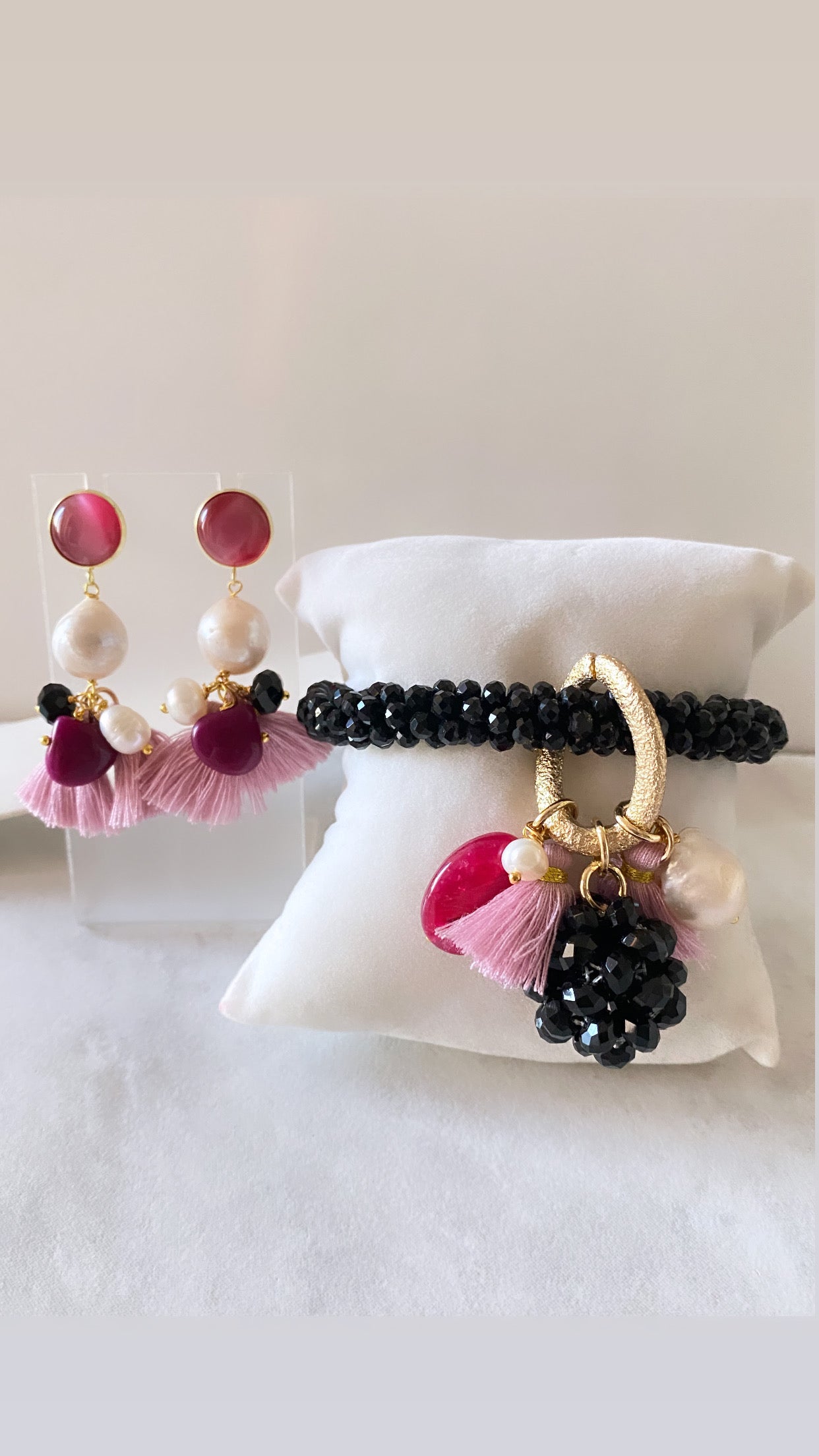 Completo nero e rosa