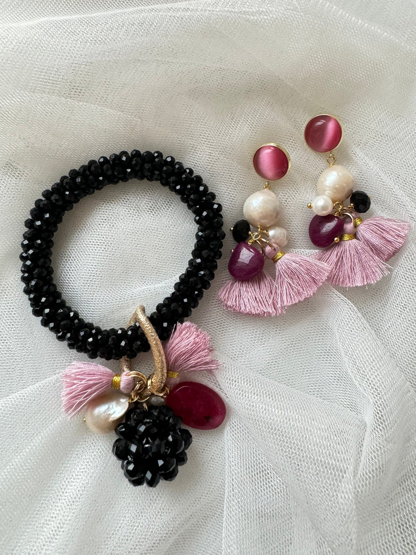 Completo nero e rosa